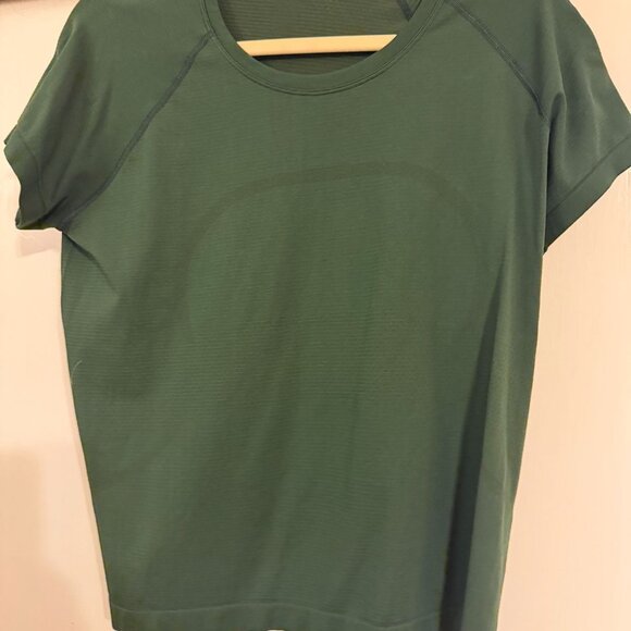 lululemon athletica Tops - LULULEMON SWIFTLY TECH WOMENS SHORT SLEEVE SHIRT LEGACY GREEN SZ 12